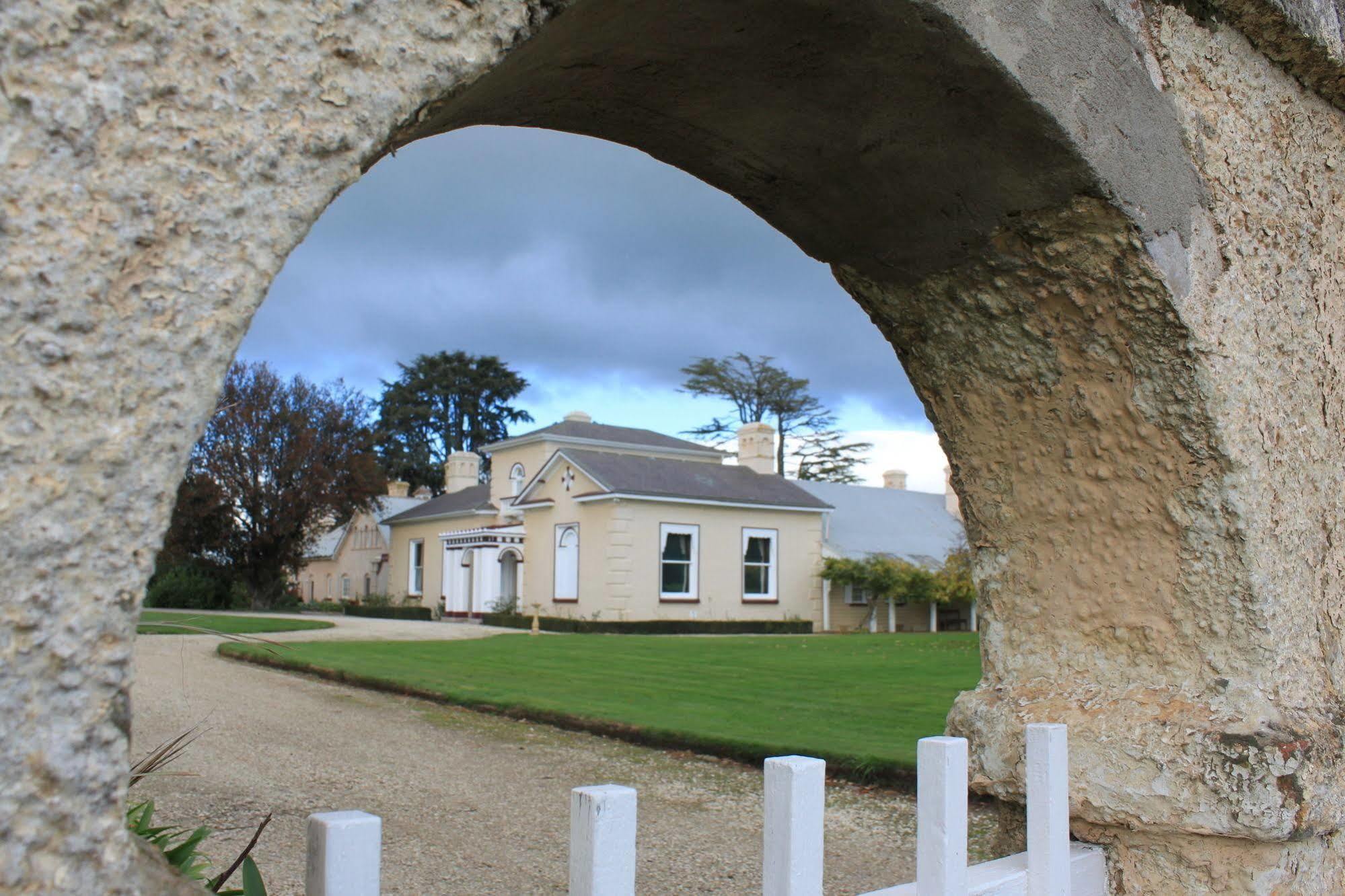 Woolmers Estate Longford ภายนอก รูปภาพ