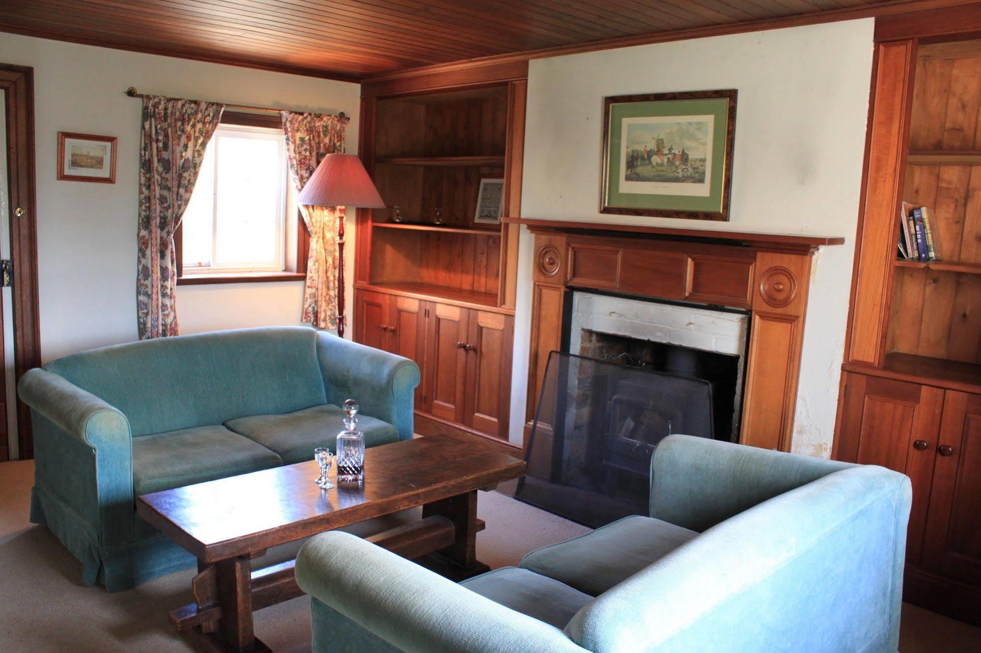 Woolmers Estate Longford ภายนอก รูปภาพ